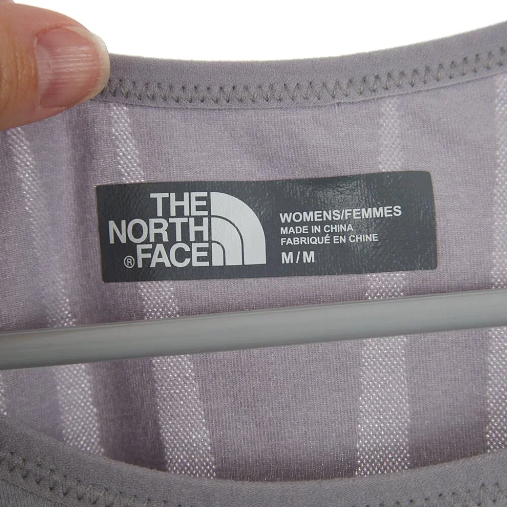 The North Face Women's Go Seamless Tee Size Medium - Picture 4 of 6
